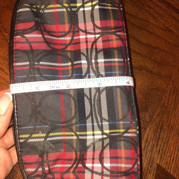 Coach Poppy Tartan Plaid Red Black Multi Stripe Small Cosmetic Case Bag Zip - Picture 9 of 9